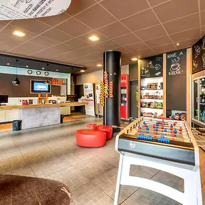 Ibis Expo Hotel Berna